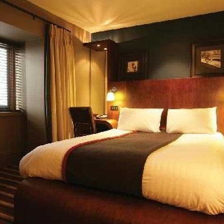 Village Newcastle And Leisure Club Тайнмут Екстериор снимка