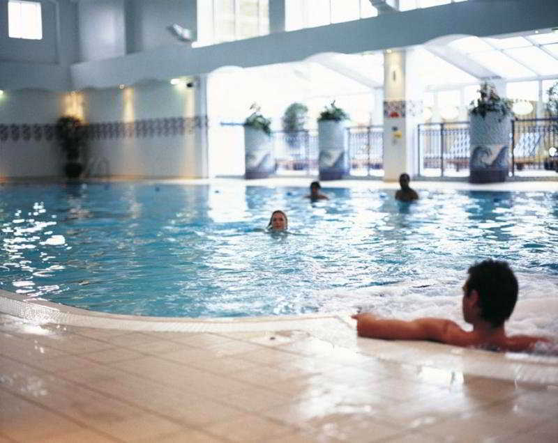 Village Newcastle And Leisure Club Тайнмут Екстериор снимка